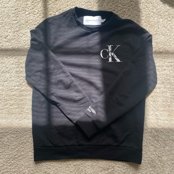 CK Crewneck - Picture 2 of 4